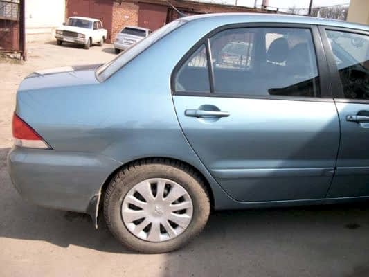 Ремонт двери и крыла Mitsubishi Lancer. Стоимость ремонта 14500р. Ремонт двери и крыла Mitsubishi Lancer. Стоимость ремонта 14500р.