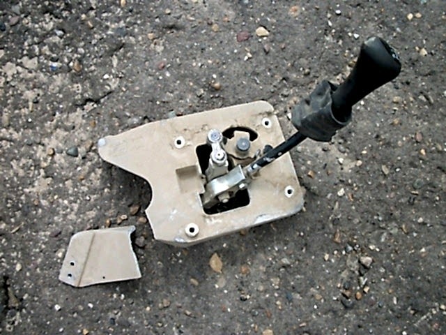 Алюминиевый кронштейн крепления рычага КПП грузовика Алюминиевый кронштейн крепления рычага КПП грузовика