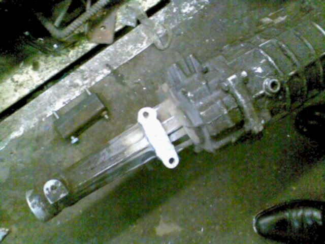 Приваривание ушек аргонной сваркой Приваривание ушек аргонной сваркой