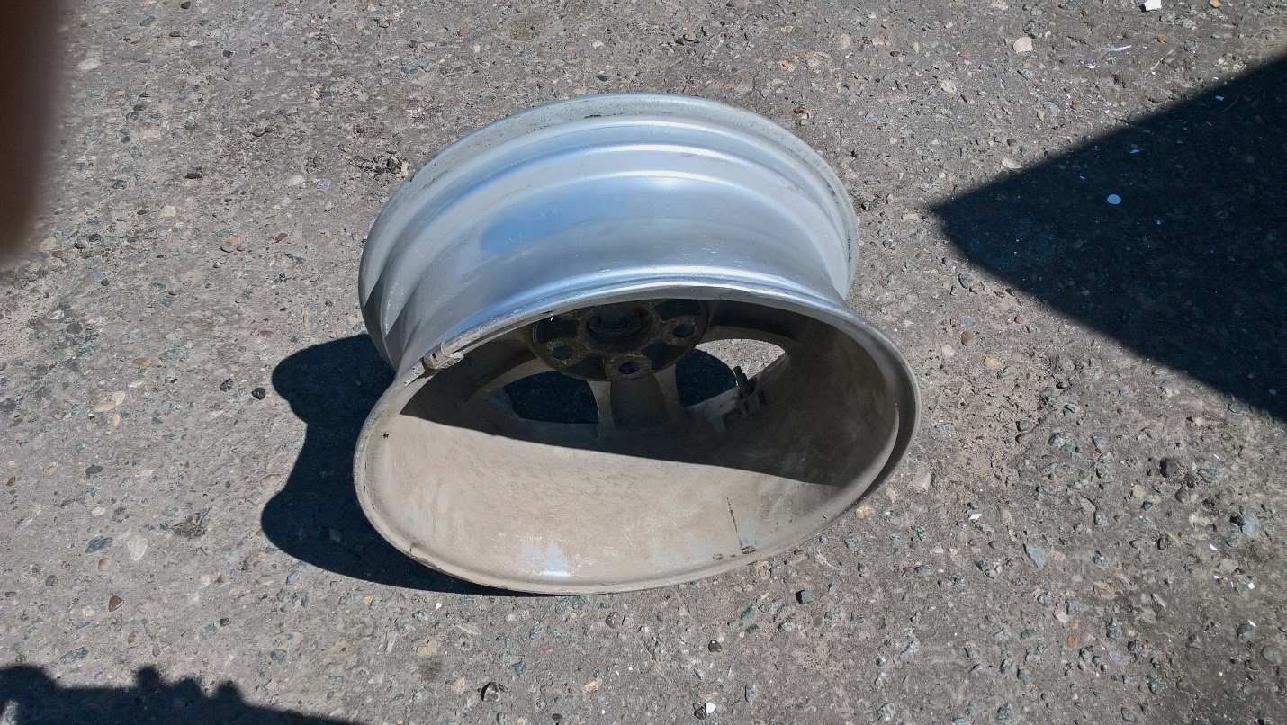 Ремонт диска правкой и аргонной сваркой Ремонт диска правкой и аргонной сваркой