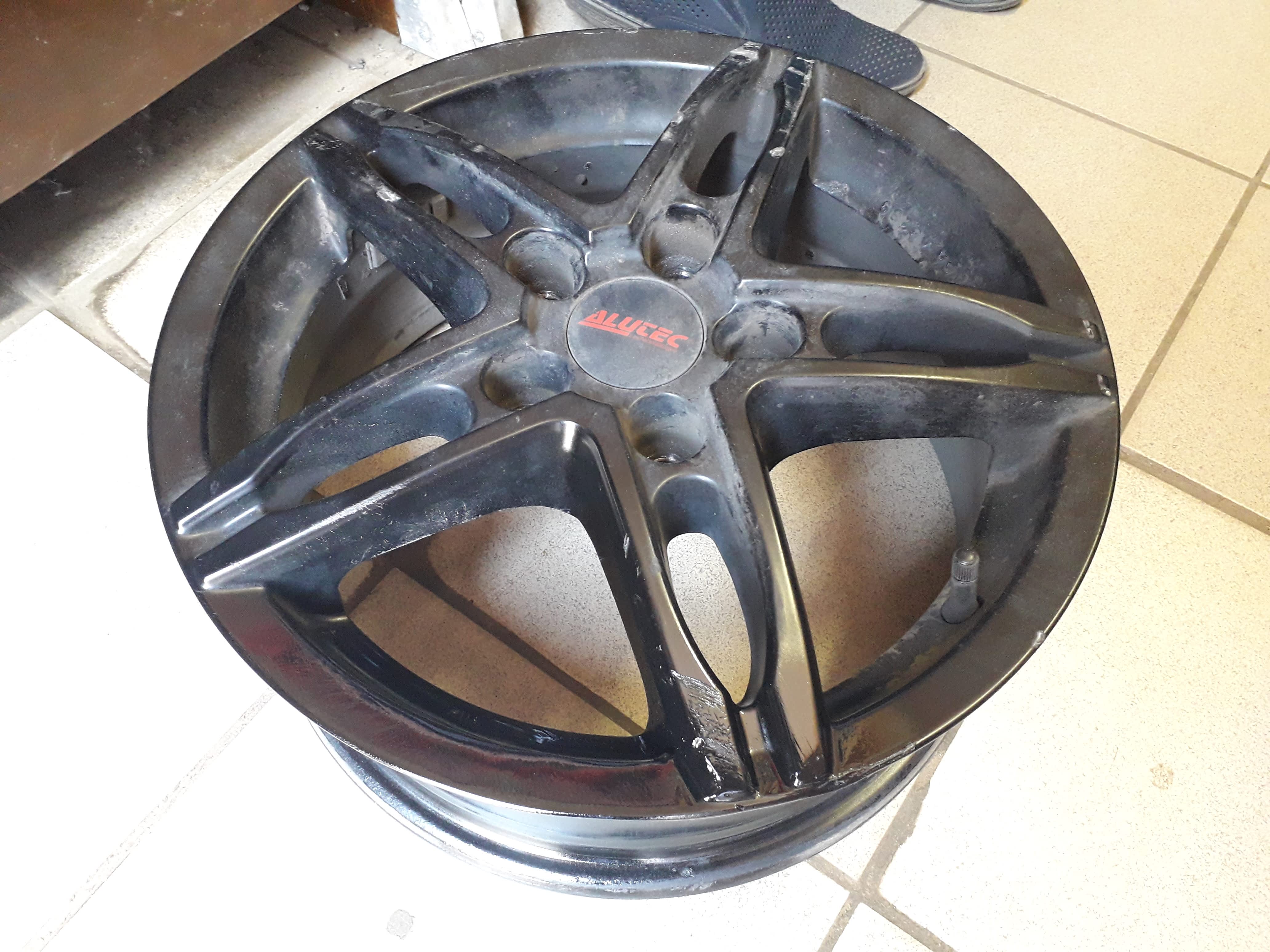 Ремонт литого диска аргонной сваркой Ремонт литого диска аргонной сваркой